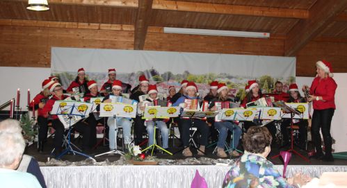 Harmony Dreams der Musikschule Fröhlich zur Seniorenweihnachtsfeier